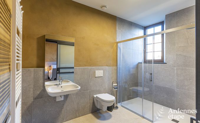 Schloss Beauraing 38 Pers. Ardennen Schwimmbad Wellness Behinderten gerecht