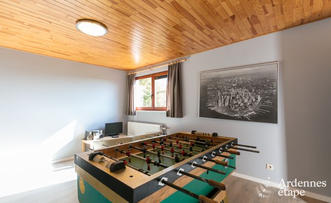 Gerumiges und komfortables Chalet in Beauraing, Ardennen