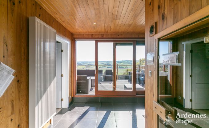 Gerumiges und komfortables Chalet in Beauraing, Ardennen