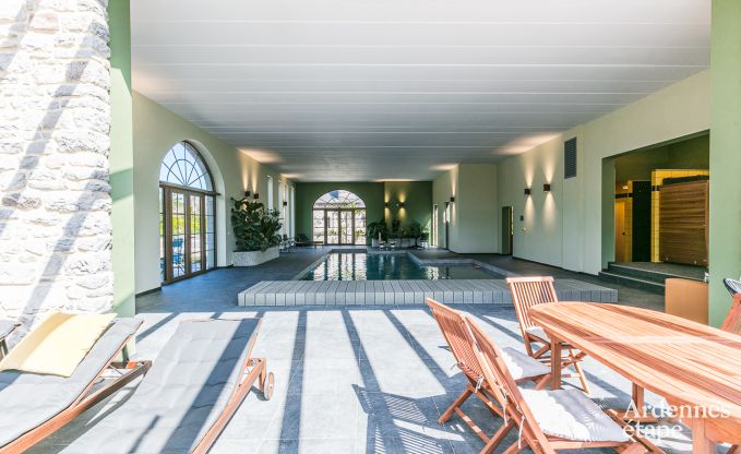 Schloss Beauraing 38 Pers. Ardennen Schwimmbad Wellness Behinderten gerecht
