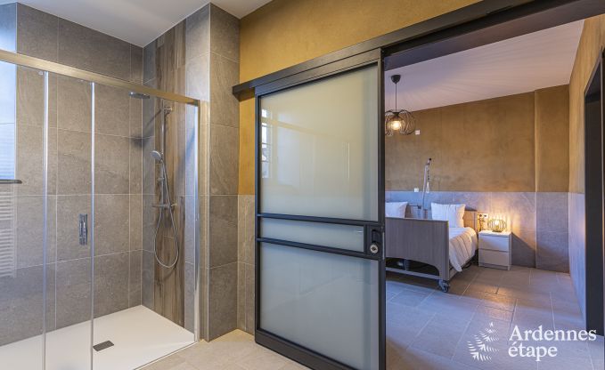 Schloss Beauraing 38 Pers. Ardennen Schwimmbad Wellness Behinderten gerecht