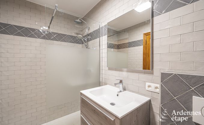 Schloss Beauraing 38 Pers. Ardennen Schwimmbad Wellness Behinderten gerecht