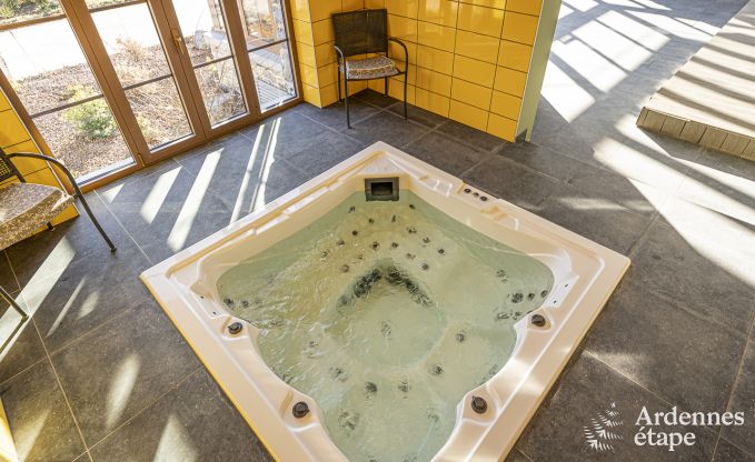 Schloss Beauraing 38 Pers. Ardennen Schwimmbad Wellness Behinderten gerecht