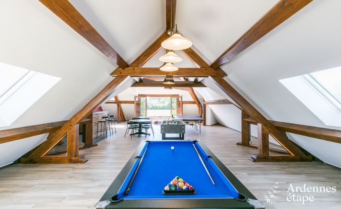 Schloss Beauraing 38 Pers. Ardennen Schwimmbad Wellness Behinderten gerecht