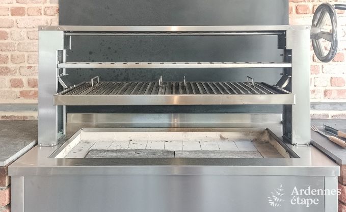 Schloss Beauraing 38 Pers. Ardennen Schwimmbad Wellness Behinderten gerecht