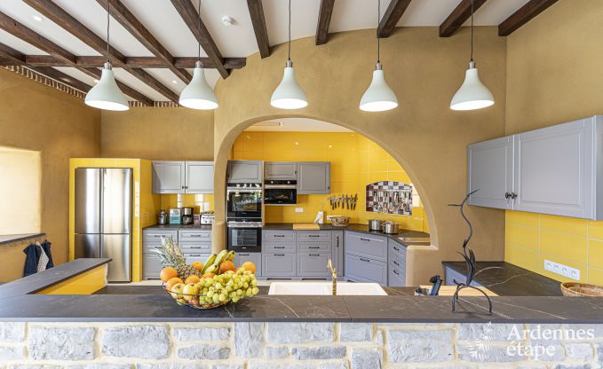 Schloss Beauraing 38 Pers. Ardennen Schwimmbad Wellness Behinderten gerecht