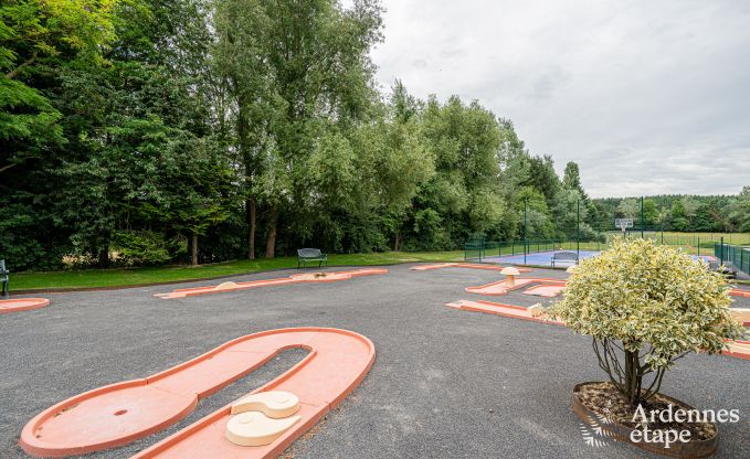 Schloss Beauraing 38 Pers. Ardennen Schwimmbad Wellness Behinderten gerecht