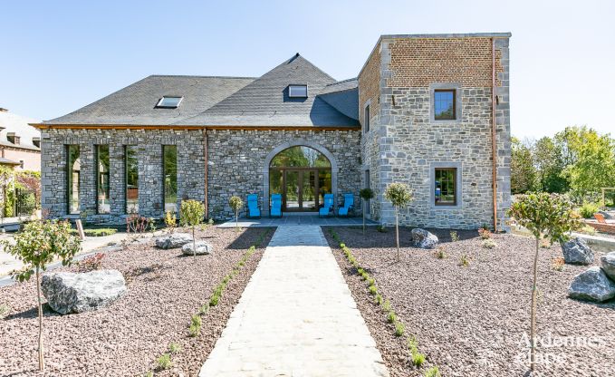 Schloss Beauraing 38 Pers. Ardennen Schwimmbad Wellness Behinderten gerecht