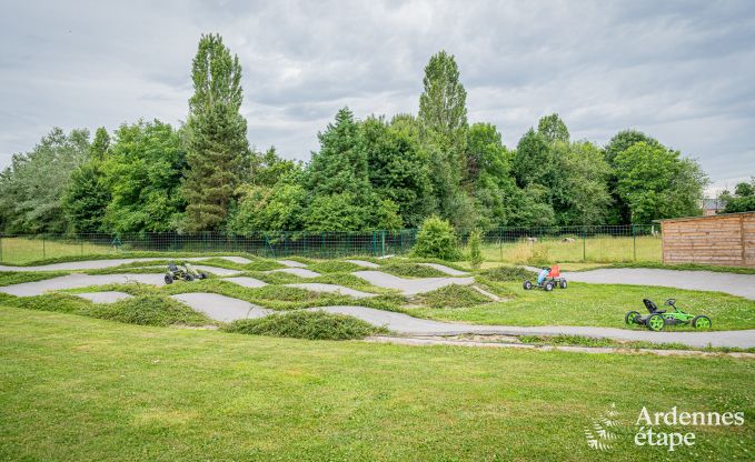 Schloss Beauraing 38 Pers. Ardennen Schwimmbad Wellness Behinderten gerecht