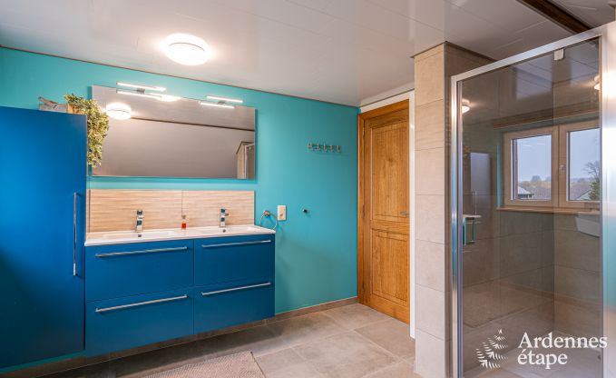 Familienfreundliches Ferienhaus f�r 8 Personen und 2 Hunde in Jehonville