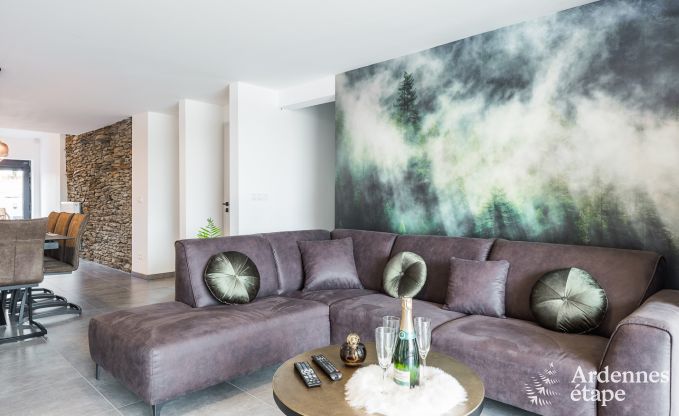 Luxuri�ses und hundefreundliches Ferienhaus in Bertrix, Ardennen