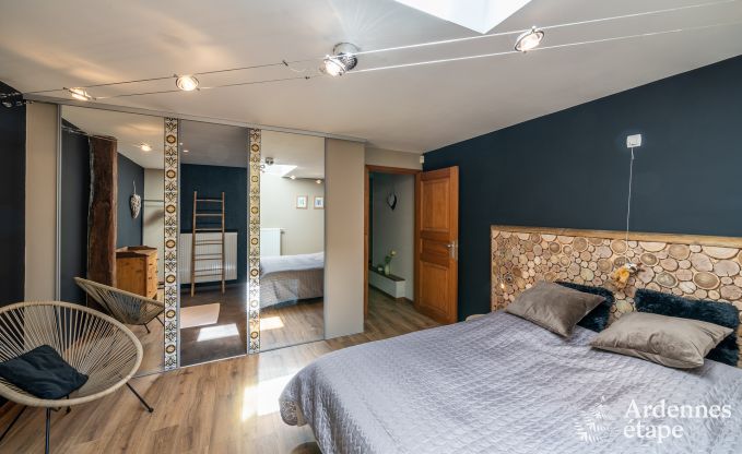 Komfortables Ferienhaus mit Hallenbad in Bertrix, Ardennen