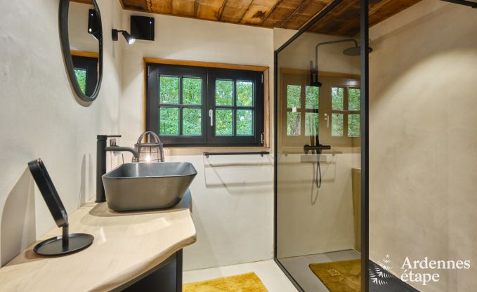 Wundersch�nes Holzpfahlhaus Bertrix, Ardennen