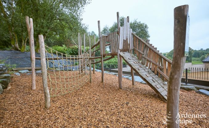 au�ergew�hnliche Baumhaus in Bertrix, Ardennen