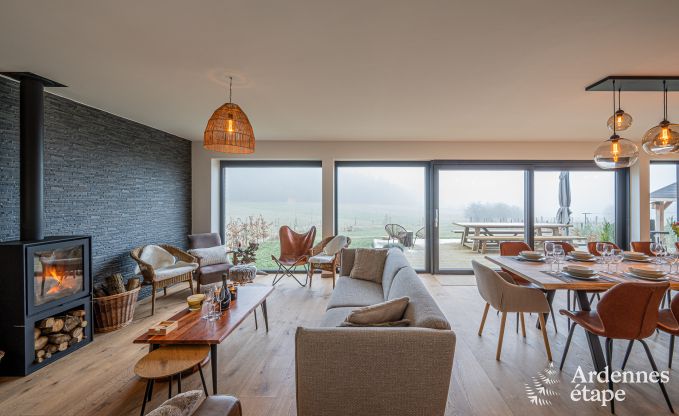 Ferienhaus in Bi�vre: haustierfreundlicher Komfort f�r 12 Personen mit Sauna in den Ardennen