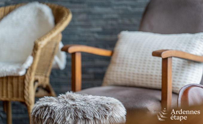 Ferienhaus in Bi�vre: haustierfreundlicher Komfort f�r 12 Personen mit Sauna in den Ardennen