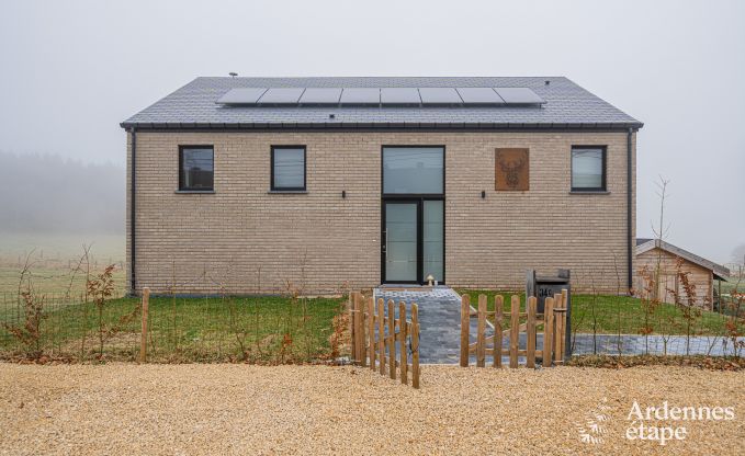 Ferienhaus in Bi�vre: haustierfreundlicher Komfort f�r 12 Personen mit Sauna in den Ardennen