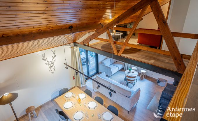 Authentisches Chalet fr 8 Personen in Bivre mit 4 Schlafzimmern, Holzofen, Whirlpool, Privatgarten und Fahrradabstellraum