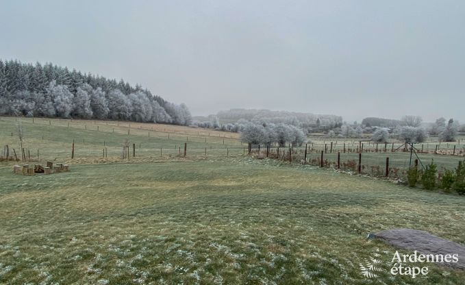 Ferienhaus in Bi�vre: haustierfreundlicher Komfort f�r 12 Personen mit Sauna in den Ardennen