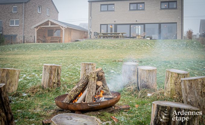 Ferienhaus in Bi�vre: haustierfreundlicher Komfort f�r 12 Personen mit Sauna in den Ardennen