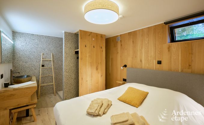 Charmantes Ferienhaus in Bi�vre-Cornimont f�r 6 Personen mit Whirlpool und Infrarotkabine