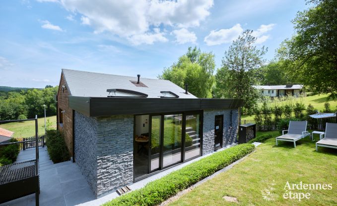 Charmantes Ferienhaus in Bi�vre-Cornimont f�r 6 Personen mit Whirlpool und Infrarotkabine