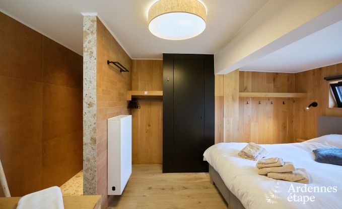 Charmantes Ferienhaus in Bi�vre-Cornimont f�r 6 Personen mit Whirlpool und Infrarotkabine