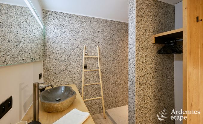 Charmantes Ferienhaus in Bi�vre-Cornimont f�r 6 Personen mit Whirlpool und Infrarotkabine