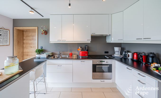 Ferienhaus mit Schwimmbad in Bi�vre, Ardennen