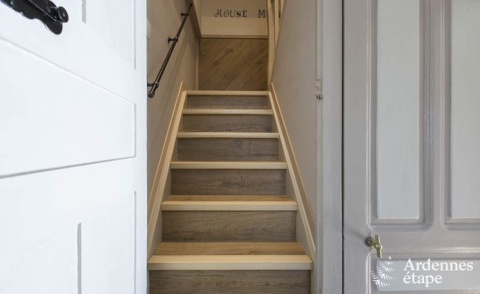 Flucht in die Ardennen: Ger�umiges Ferienhaus f�r 8 Personen in Bouillon