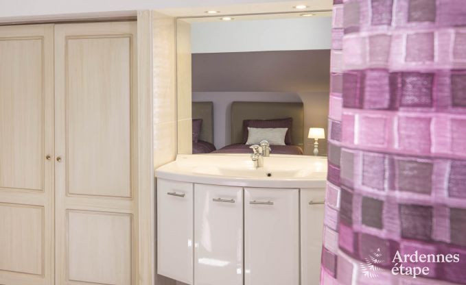 Flucht in die Ardennen: Ger�umiges Ferienhaus f�r 8 Personen in Bouillon