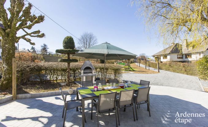 Flucht in die Ardennen: Ger�umiges Ferienhaus f�r 8 Personen in Bouillon
