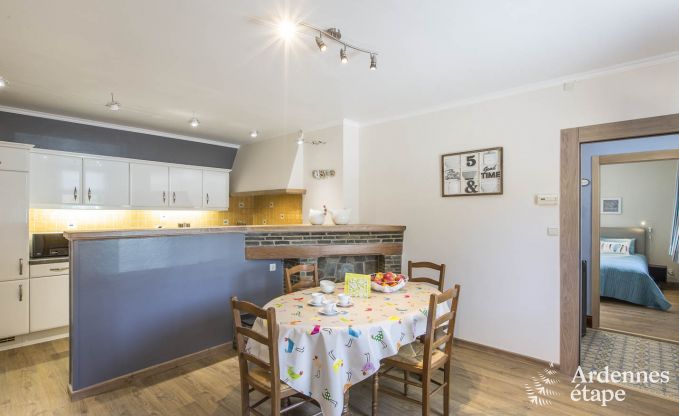 Flucht in die Ardennen: Ger�umiges Ferienhaus f�r 8 Personen in Bouillon