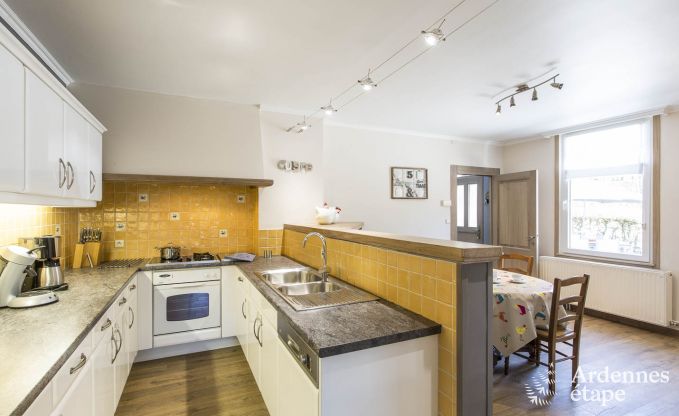 Flucht in die Ardennen: Ger�umiges Ferienhaus f�r 8 Personen in Bouillon