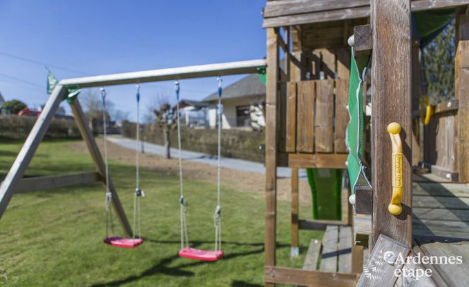 Flucht in die Ardennen: Ger�umiges Ferienhaus f�r 8 Personen in Bouillon