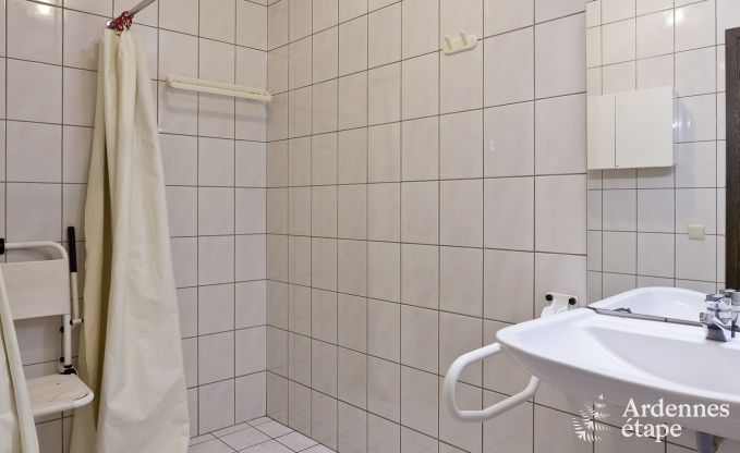 Ferienhaus Bouillon (Ucimont) 8 Pers. Ardennen Schwimmbad Behinderten gerecht