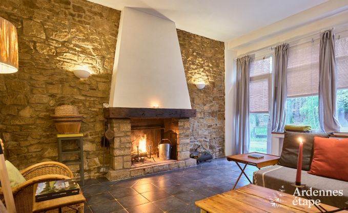 Vom ehemaligen Caf� zum Ferienhaus f�r 8 Personen in Bouillon: authentischer Charme und moderner Komfort