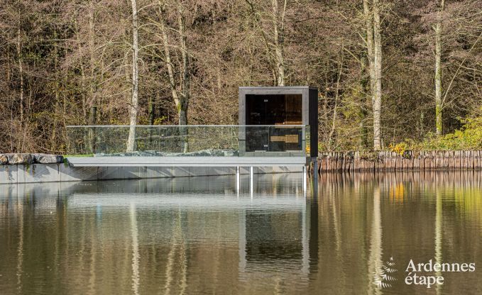 Luxus Chalet in Brognon fr 20 Personen mit beheiztem Auenpool, Outdoor-Jacuzzi und Sauna am See