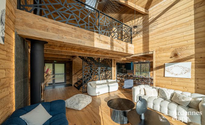 Luxus Chalet in Brognon fr 20 Personen mit beheiztem Auenpool, Outdoor-Jacuzzi und Sauna am See