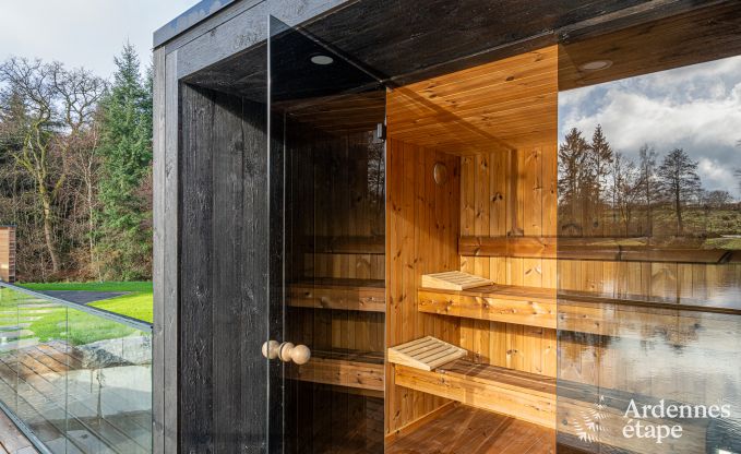 Luxus Chalet in Brognon fr 20 Personen mit beheiztem Auenpool, Outdoor-Jacuzzi und Sauna am See