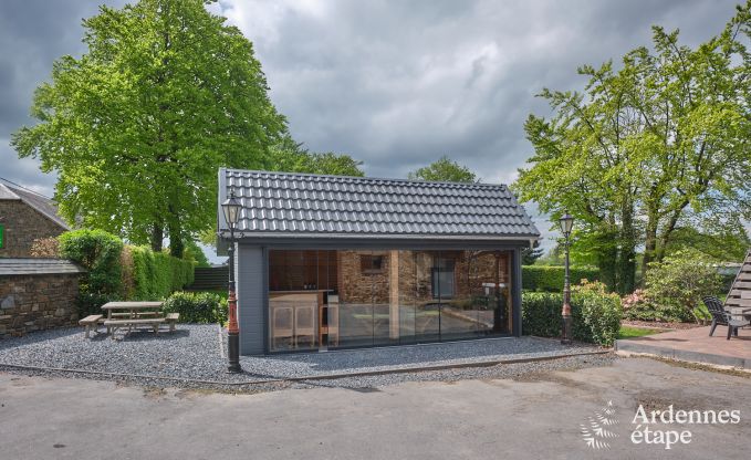 Gerumiges Bauernhaus in Bllingen fr 13 Personen mit Hallenbad, Sauna und Jacuzzi