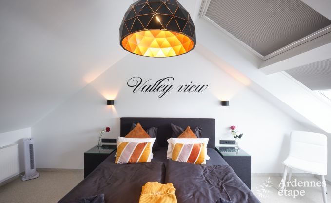 Gerumiges Bauernhaus in Bllingen fr 13 Personen mit Hallenbad, Sauna und Jacuzzi