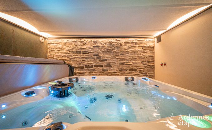 Ger�umige und luxuri�se Villa f�r 14 Personen mit Hallenbad in den Hohen Venn