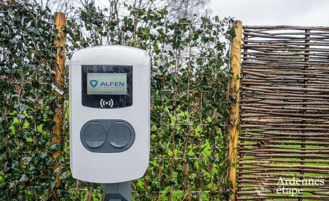 Ger�umige und luxuri�se Villa f�r 14 Personen mit Hallenbad in den Hohen Venn