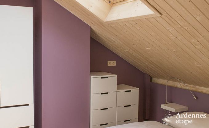 Gerumige Ferienwohnung fr 12 Personen mit 5 Schlafzimmern und gemeinsamem Privatgarten und Wellness in Butgenbach