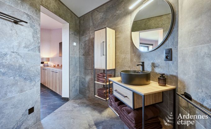 Luxusferienhaus in Butgenbach: Wasserturm mit Sauna, Whirlpool und Panoramablick f�r 6 Personen