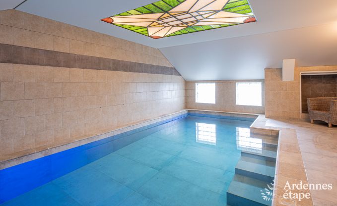 Luxusvilla in Cerfontaine: perfekt f�r 14 Personen, mit Innen- und Au�enpool, in der N�he der Lacs de l'Eau d'Heure