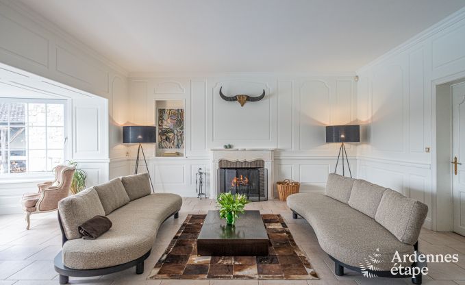 Luxusvilla in Cerfontaine: perfekt f�r 14 Personen, mit Innen- und Au�enpool, in der N�he der Lacs de l'Eau d'Heure