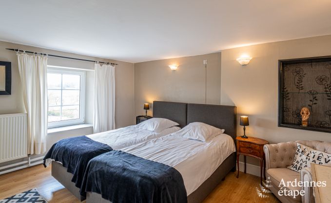 Luxusvilla in Cerfontaine: perfekt f�r 14 Personen, mit Innen- und Au�enpool, in der N�he der Lacs de l'Eau d'Heure