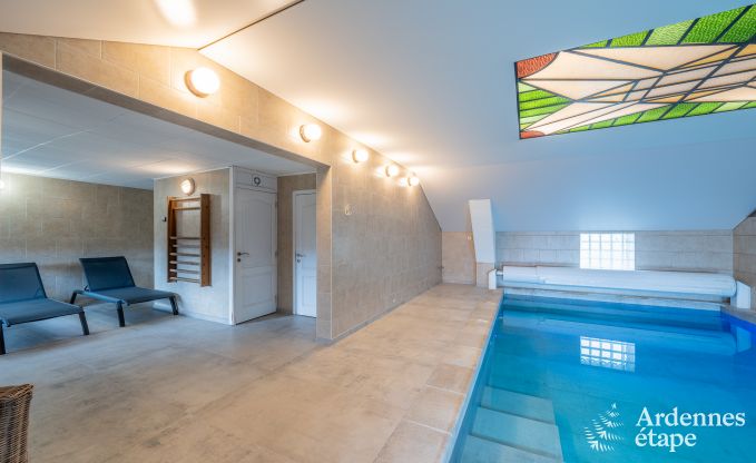 Luxusvilla in Cerfontaine: perfekt f�r 14 Personen, mit Innen- und Au�enpool, in der N�he der Lacs de l'Eau d'Heure